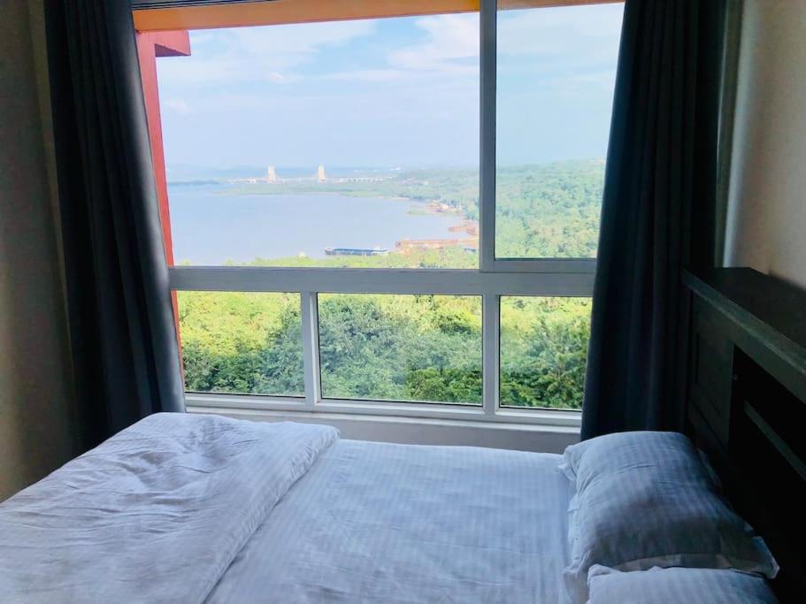 Lovely 2-Bedroom Sea View Serviced Apartment Dabolim Goa Bagian luar foto