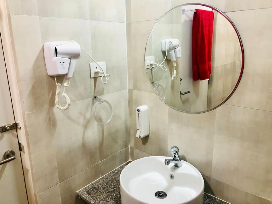 Lovely 2-Bedroom Sea View Serviced Apartment Dabolim Goa Bagian luar foto